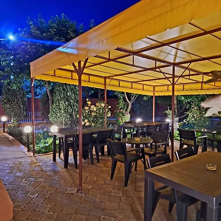 Tropical 3*